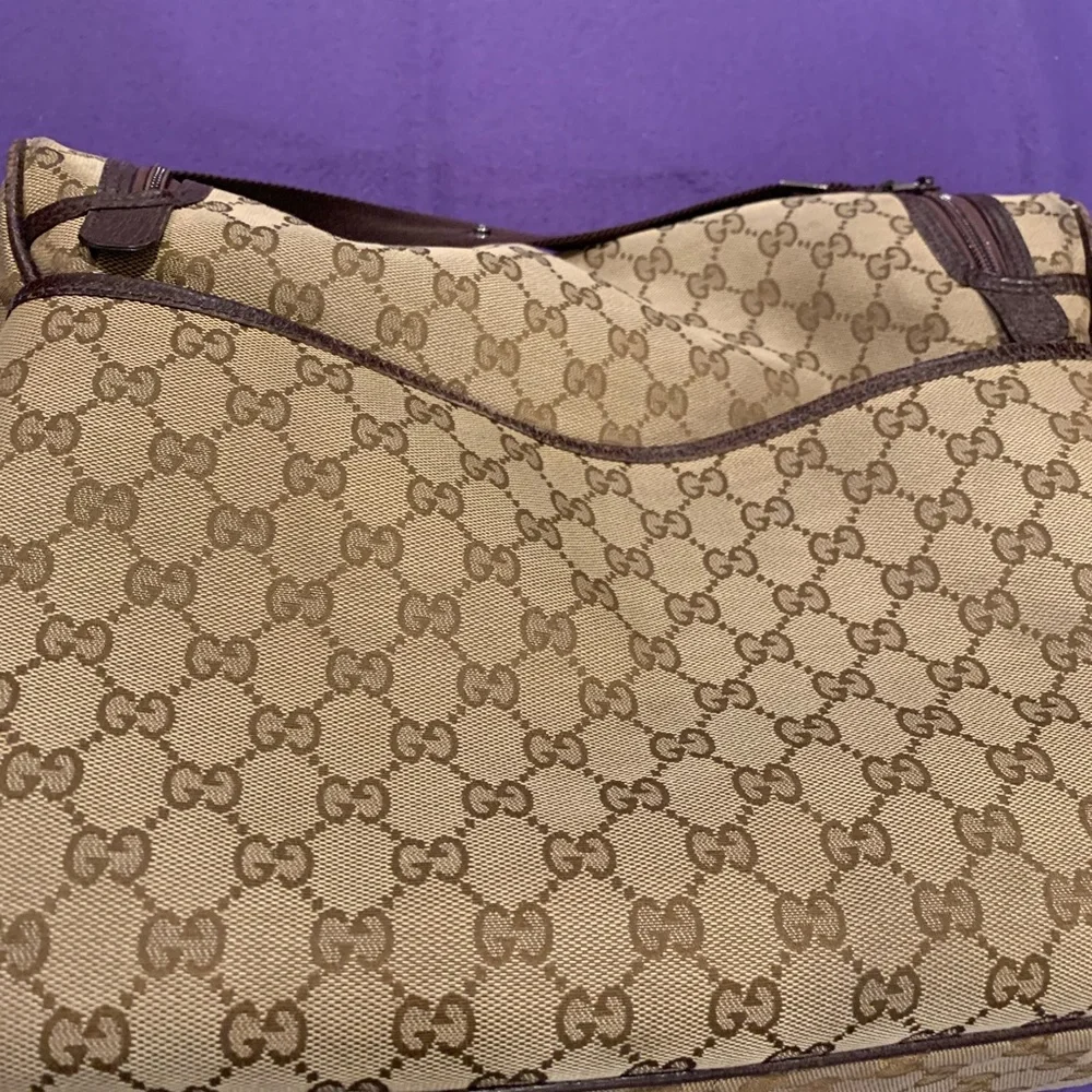 Gucci GG Canvas Messenger Bag